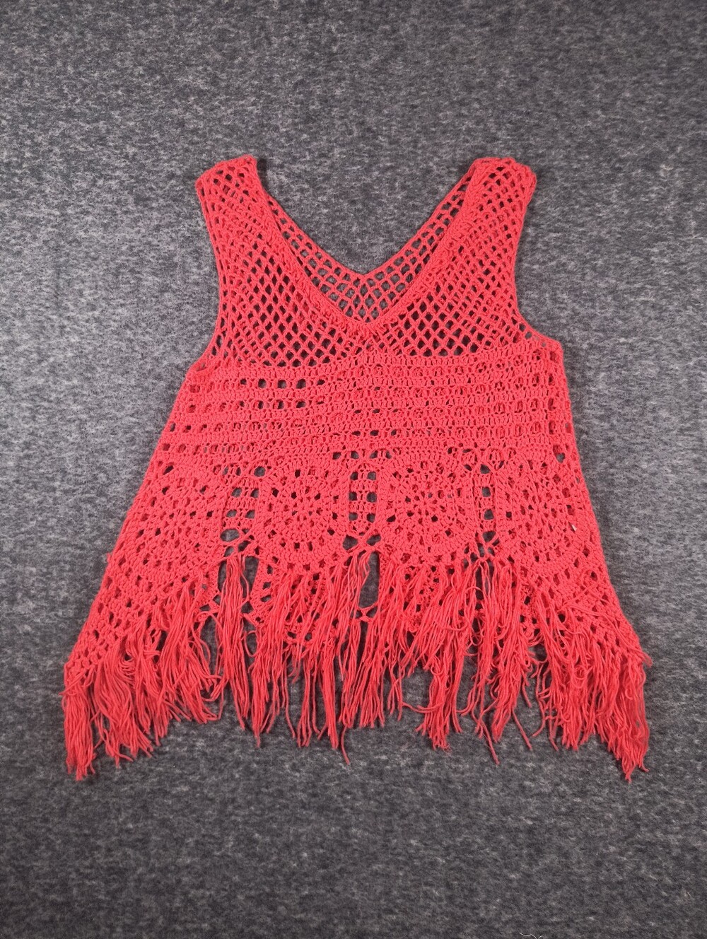 Pink crochet fringe boho tank top, fits like s/m